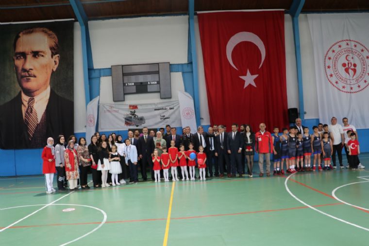 19 Mayıs Atatürk'ü Anma, Gençlik ve Spor Bayramı Havza'da Kutlandı