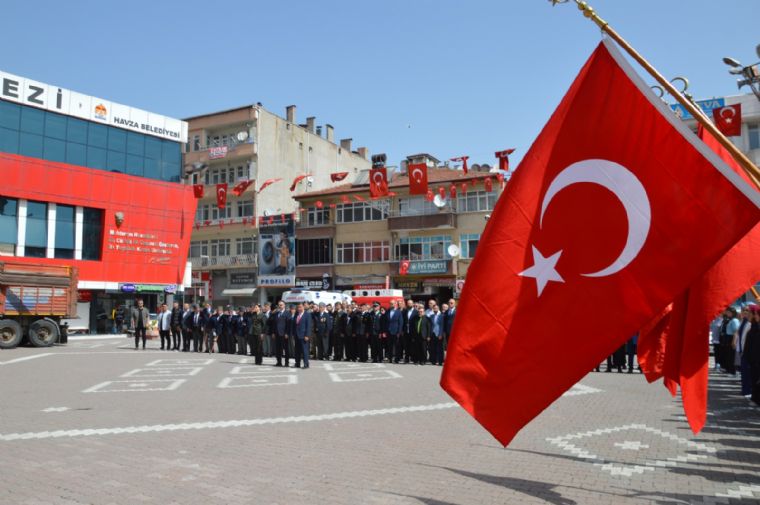 25 Mayıs Resmi Tören Yapıldı