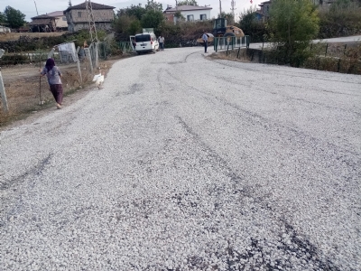 Kırsal Mahalle Yolları Asfalt Çalışmaları